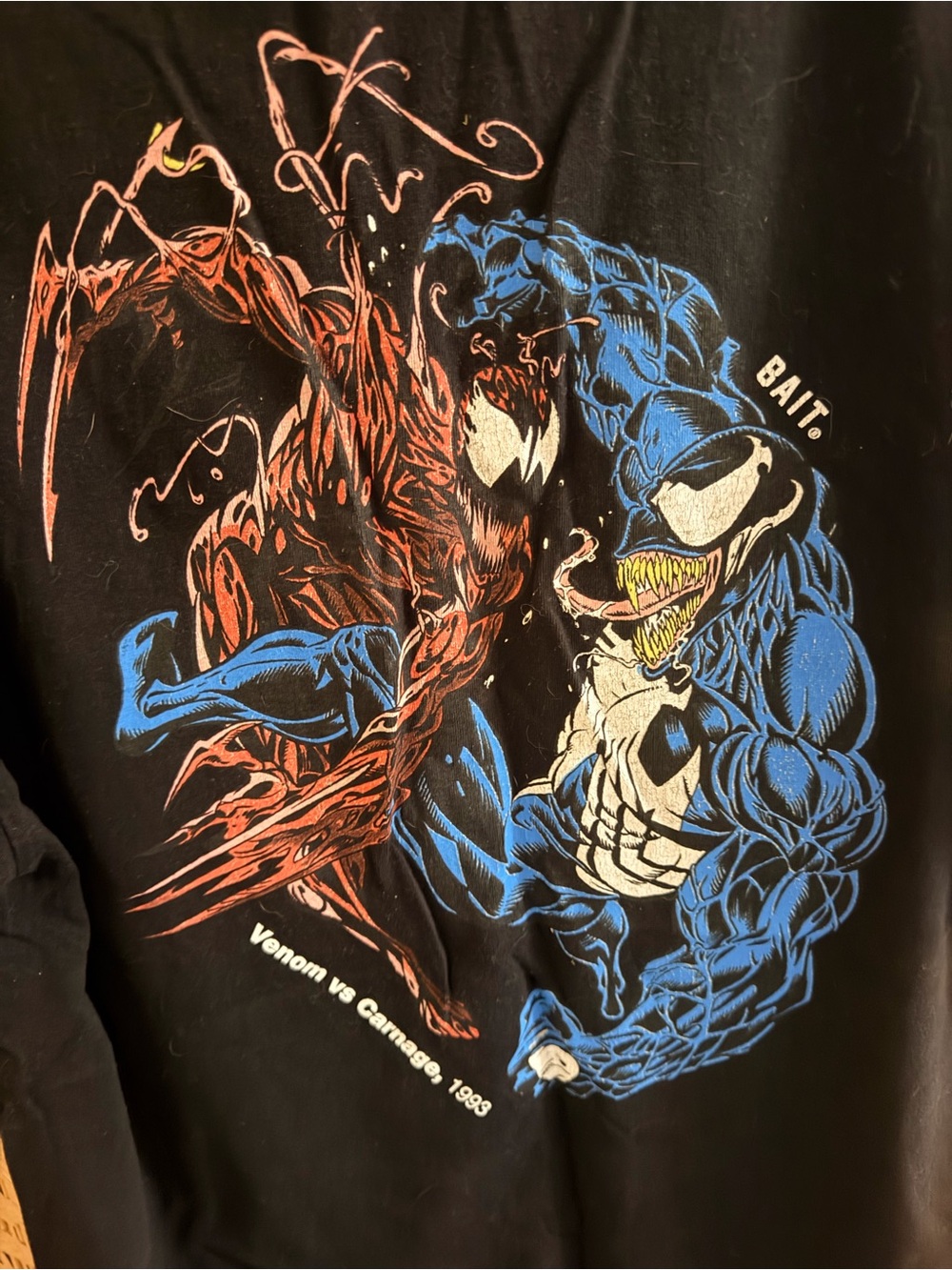 Marvel Venom vs Carnage Graphic Tee - Black